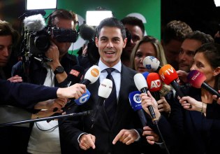 Καλύτερη δουλειά προτείνει στους συναδέλφους του στην ΕΕ, ο Ολλανδός πρωθυπουργός