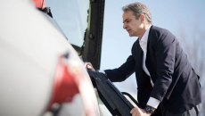 Σε νέα δίνη το Μαξίμου με τις υποκλοπές να φουντώνουν