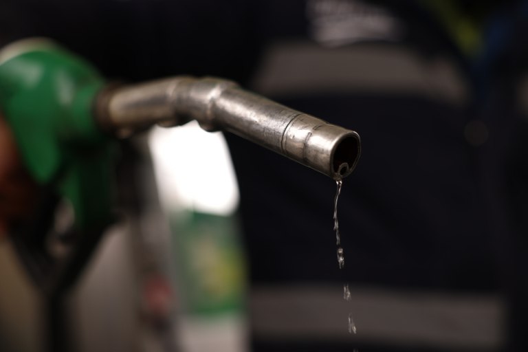 Μέτρα στήριξης: Fuel Pass και επιδότηση ντίζελ με το σταγονόμετρο – Τι ανακοίνωσε η κυβέρνηση