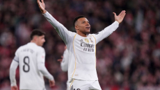 Ο Εμπαπέ, ο Βινίσιους, ο Ρονάλντο, ο Ντι Στέφανο και «η Ρεάλ που είναι σαν θρησκεία»