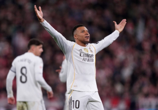 Ο Εμπαπέ, ο Βινίσιους, ο Ρονάλντο, ο Ντι Στέφανο και «η Ρεάλ που είναι σαν θρησκεία»