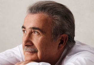 Αλ Τσαντίρι Νιουζ: Επιστρέφει την Τετάρτη με καλεσμένο τον Χρήστο Μάστορα