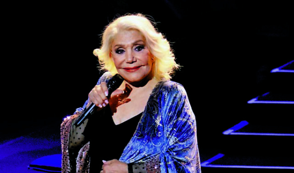 Μαρινέλλα: Την Τρίτη η κηδεία της μεγάλης τραγουδίστριας στη Μητρόπολη Αθηνών – Σε λαϊκό προσκύνημα η σορός της