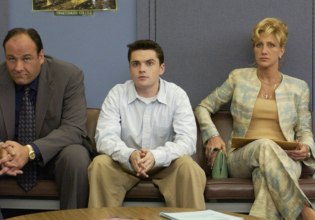 Η Έντι Φάλκο δεν ήταν ούτε σύζυγος, ούτε μητέρα όταν πρωταγωνίστησε στο «The Sopranos» – Ε, και;