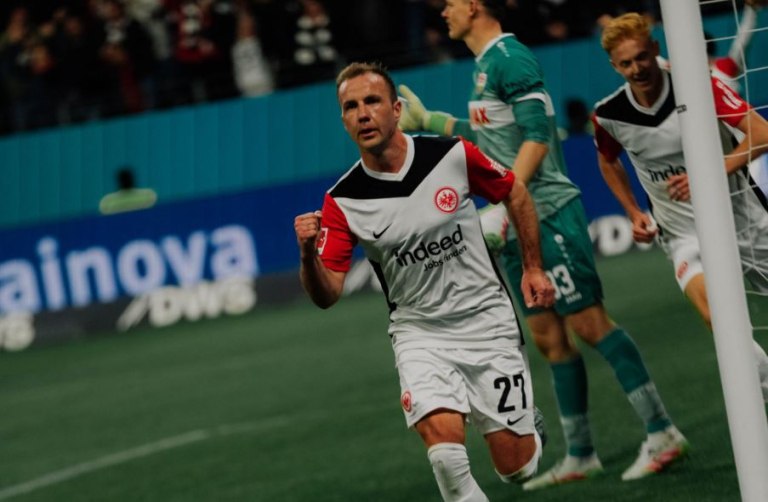 Η έκρηξη του Ριέρα για τον Γκέτσε που ανανεώνει στην ‘Αϊντραχτ Φρανκφούρτης