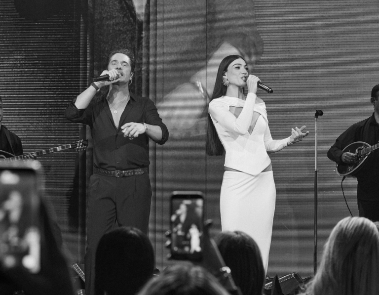 Ήβη Αδάμου: Το δημόσιο «ευχαριστώ» στον Νίκο Οικονομόπουλο μετά την επιτυχημένη συνεργασία τους