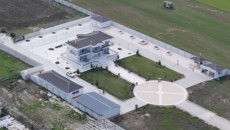 Λάρισα: Στη φυλακή τέσσερα άτομα για την απάτη με τις χρυσές λίρες – Το ελικοδρόμιο και η «εξαγορά ψήφων»