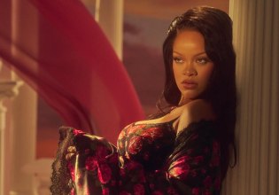 Ένοπλη επίθεση στο σπίτι της Rihanna στο Μπέβερλι Χιλς: H 35χρονη άνοιξε πυρ με όπλο τύπου AR-15