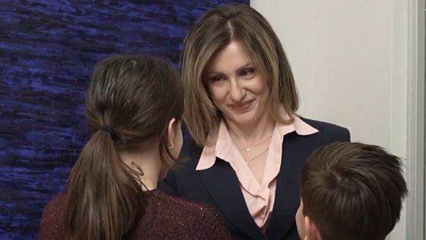 Τι λέει στο in η δικηγόρος που γέννησε πρόωρα και δεν της αναγνωρίστηκε ανωτέρα βία