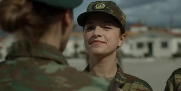 Γυναίκες στο Στρατό: Η θητεία ξεκινά τον Ιούνιο – Οι αιτήσεις και το ενδιαφέρον σε αριθμούς και τα προνόμια