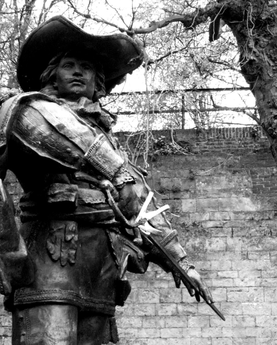 Το άγαλμα του Ντ' Αρτανιάν στο Μάαστριχτ (Wikimedia Commons)