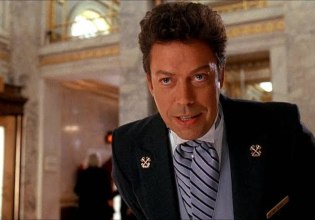 Ο Τιμ Κάρι περιγράφει τον Μακόλεϊ Κάλκιν ως ένα «καλό παιδί» που αποκοιμιόταν στο κινηματογραφικό πλατό