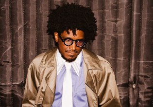 To αθυρόστομο, γεμάτο μένος αντίο του Labrinth στο «Euphoria»