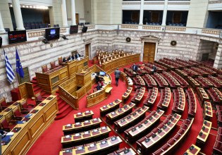 Βουλή: Ανησυχία για τις εξελίξεις με Ιράν – Να διασφαλιστεί ότι η χώρα δεν θα εμπλακεί, λέει η αντιπολίτευση