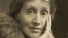 Η γλώσσα κόκαλα δεν έχει και κόκαλα τσακίζει: Πώς η λογοτεχνία άλλαξε τον τρόπο που μιλάμε για τις γυναίκες