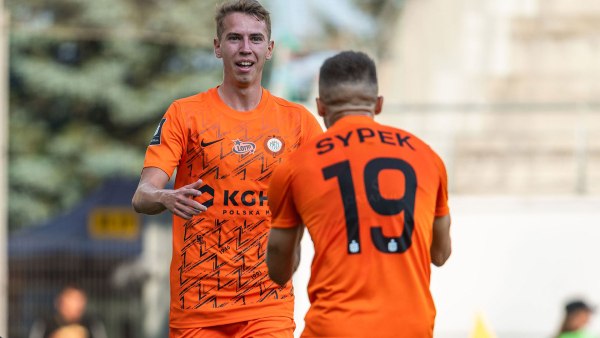 Συγκλονιστική εξέλιξη στο πρωτάθλημα της Πολωνίας – Ο τελευταίος της βαθμολογίας έχει ελπίδες για τον τίτλο