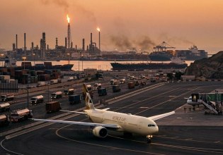 Μέση Ανατολή: Πτήσεις στο άγνωστο – Ένας κλάδος σε τροχιά μετασχηματισμού