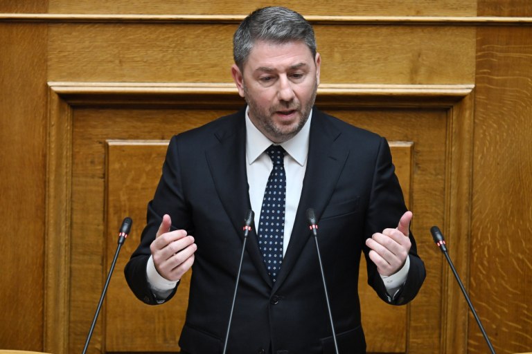 ΠΑΣΟΚ: Στρατηγική δομικής αντιπολίτευσης και θεσμικότητα στα εθνικά