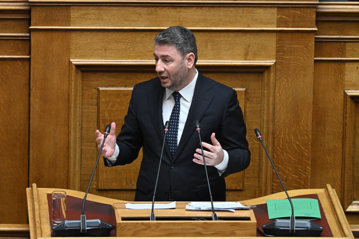 Τα τρία «μέτωπα» του ΠΑΣΟΚ για τις υποκλοπές και το «σφυροκόπημα» του Ανδρουλάκη προς τον Μητσοτάκη