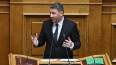 Τα τρία «μέτωπα» του ΠΑΣΟΚ για τις υποκλοπές και το «σφυροκόπημα» του Ανδρουλάκη προς τον Μητσοτάκη