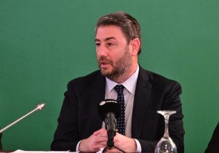 Ανδρουλάκης: Στα χέρια του η καθαρογραμμένη απόφαση για τις υποκλοπές – «Ντροπιαστική» η εικόνα από τη Λάρισα