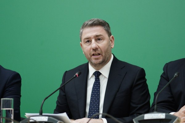 «Η σιωπή είναι συνενοχή» – Ανοιχτή επιστολή Ανδρουλάκη σε υπουργούς και δημόσιους αξιωματούχους που υπήρξαν στόχοι υποκλοπών και του Predator