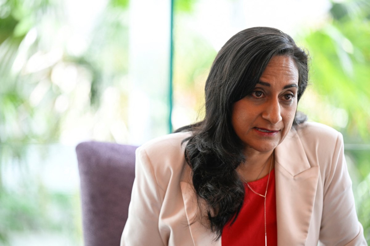 Καναδάς: Ολοι οι καναδοί ηγέτες και διευθυντές εταιριών πρέπει να μιλούν γαλλικά και αγγλικά