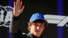 Απίθανος ο Αντονέλι στη Σανγκάη – Θρίαμβος με 1-2 για τη Μercedes (pics)