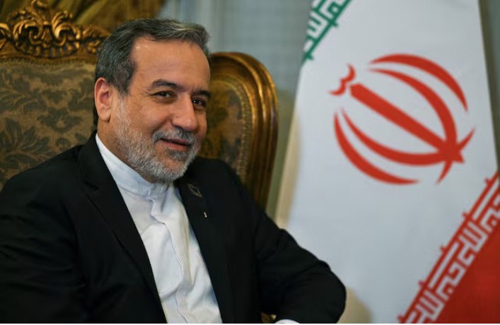 Ιράν: Ο ΥΠΕΞ Αραγτσί διαψεύδει ότι βρίσκεται σε επαφή με τον απεσταλμένο των ΗΠΑ Γουίτκοφ