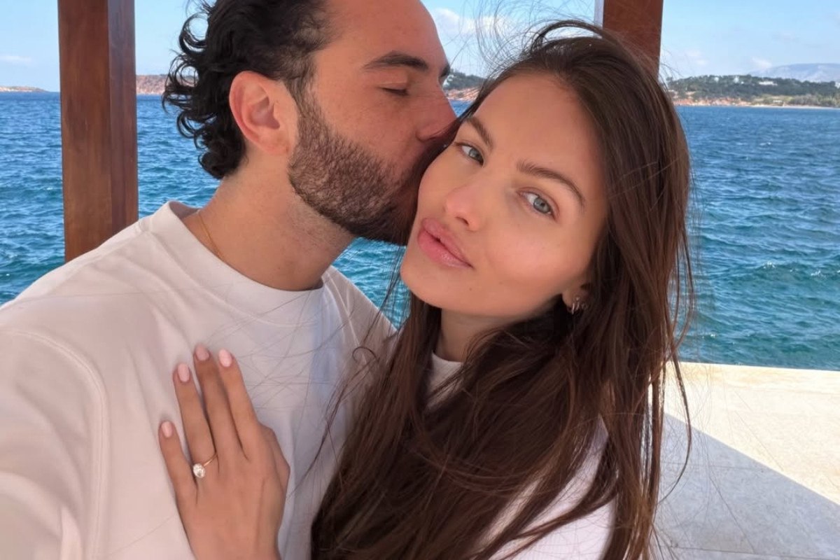 Αρραβώνας στην Αθηναϊκή Ριβιέρα για το «ομορφότερο κορίτσι στον κόσμο» – Η Ελλάδα, το δαχτυλίδι, ο όρκος της Γαλλίδας καλλονής