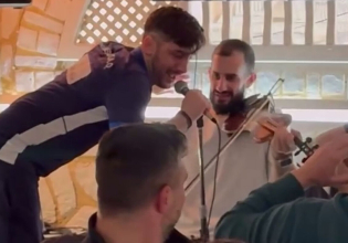 Ο Μανωλάς έπιασε το μικρόφωνο στο γλέντι του Πανναξιακού για την άνοδο (vids)