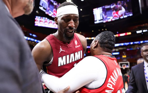 Αντεμπάγιο: «Αναρωτιέμαι τι θα μου έλεγε σήμερα ο Κόμπι»