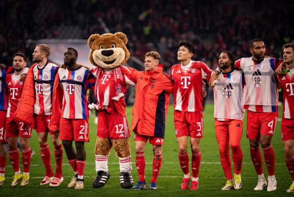 Μπάγερν Μονάχου-Γκλάντμπαχ 4-1: Η επέλαση συνεχίστηκε (+14) και με το μυαλό στην Αταλάντα