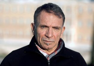 Γιάννης Μπεχράκης: Μανάδες