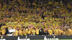 Οπαδός της Μπόντο Γκλιμτ πανηγύρισε τις πέντε σερί νίκες με… κούρεμα (vid)