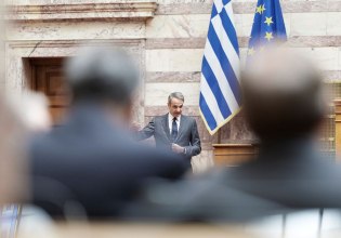Κυβέρνηση: Ευκαιρίες συσπείρωσης του κομματικού τους ακροατηρίου βλέπουν στην αναταραχή του πολέμου