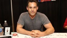 Νίκολας Μπρέντον: Πέθανε ο ηθοποιός του «Buffy the Vampire Slayer», σε ηλικία 54 χρόνων