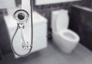 Καματερό: Συνελήφθη 53χρονος για παιδική πορνογραφία και κρυφή κάμερα σε γυναικείες τουαλέτες καταστήματος