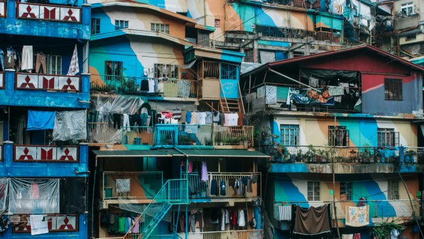 Πόλεις σε έκρηξη, σπίτια σε έλλειψη – Η σκοτεινή πλευρά της αστικοποίησης