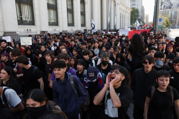 Διαδήλωση χιλιάδων μαθητών και φοιτητών στη Χιλή υπέρ της δωρεάν πρόσβαση στην ανώτατη εκπαίδευση