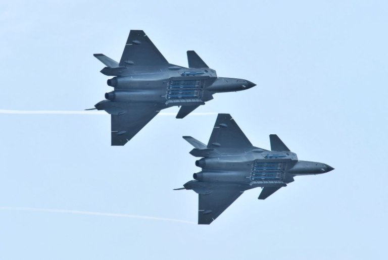 Κίνα: Στρατιωτικές πτήσεις μεγάλης κλίμακας γύρω από την Ταϊβάν