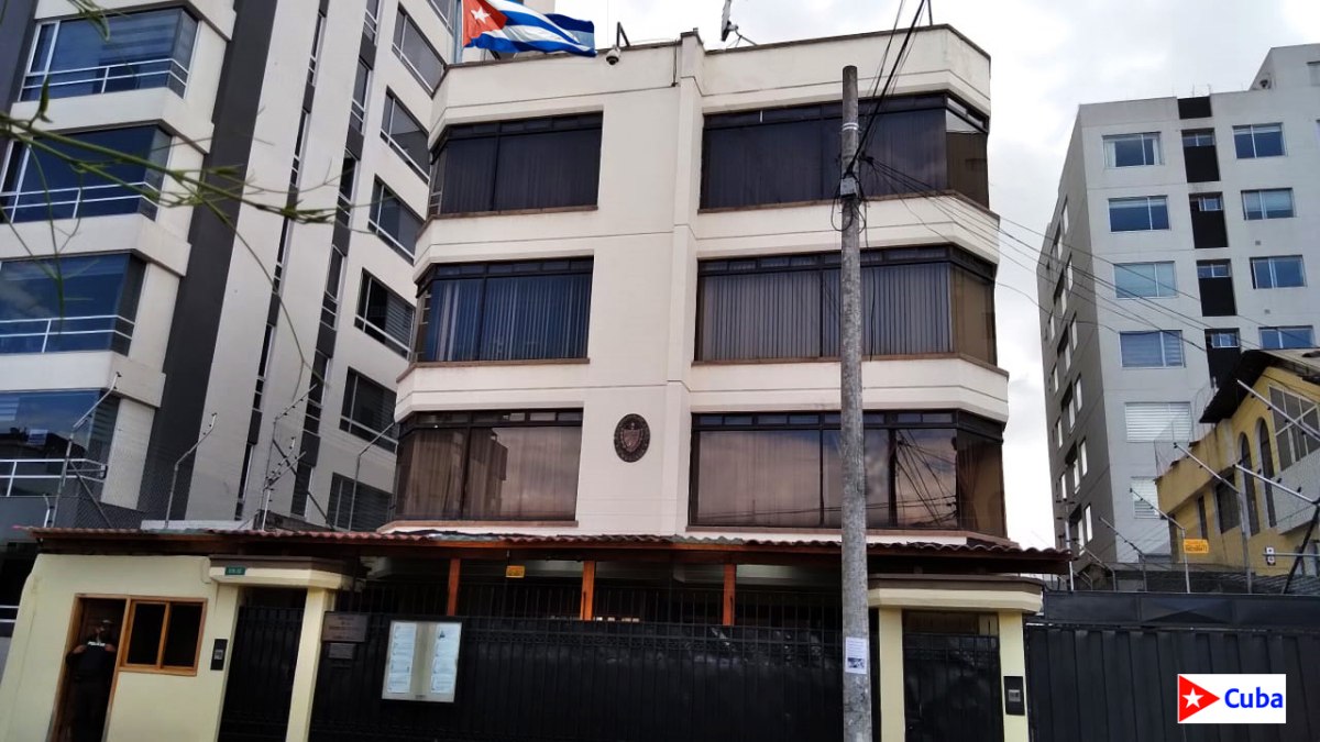 Ισημερινός: Απελαύνει τον πρεσβευτή της Κούβας και τα υπόλοιπα μέλη της διπλωματικής αποστολής