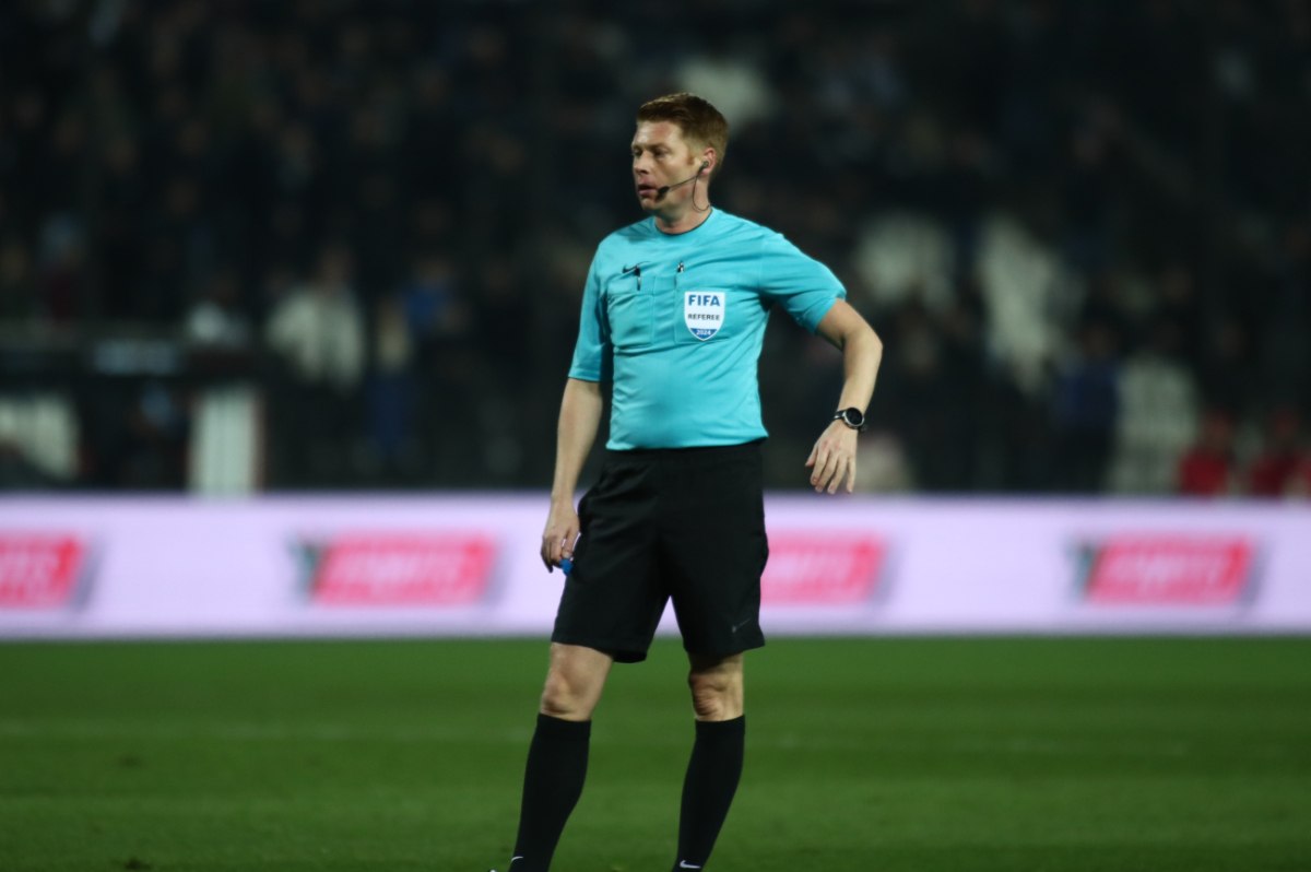 Μπάγερν: Έξαλλος ο Χένες με τον διαιτητή, ο οποίος παραδέχθηκε λάθος του