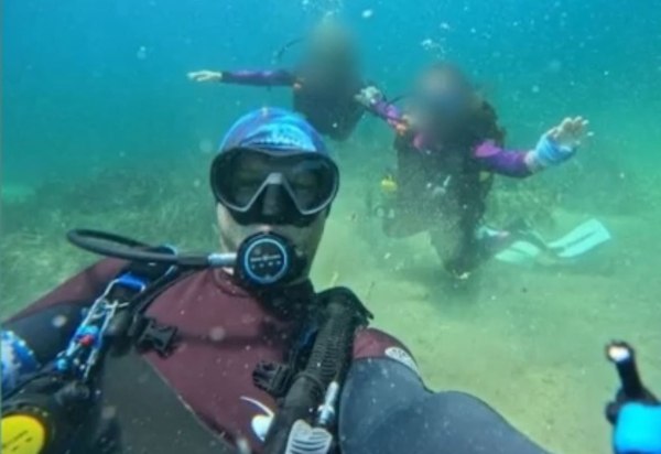 Λιμανάκια Βουλιαγμένης: Η κάμερα του δύτη κατέγραψε το μαρτυρικό του τέλος – «Προσπάθησε για 40 λεπτά»