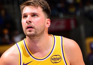 NBA: Ήττα με κάτω τα χέρια για τους Μπακς (128-96), νίκη με 60άρη Ντόντσιτς για τους Λέικερς (126-134)