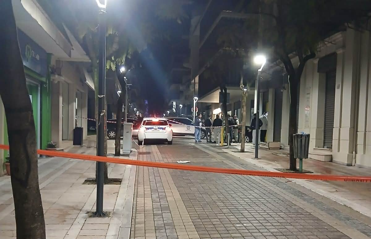 Αγρίνιο: Έξι προσαγωγές για το αιματηρό επεισόδιο – Στο νοσοκομείο ο 16χρονος που τον μαχαίρωσαν