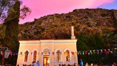 Εορτολόγιο 8 Μαρτίου: Ποιοι έχουν γιορτή σήμερα