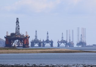 Το πληθωριστικό ντόμινο και τα μαθήματα από τις ενεργειακές κρίσεις