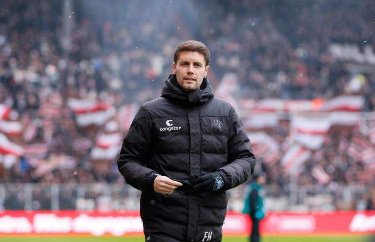 Το βήμα τίτλου της Άρσεναλ και η επίθεση του Χιούρτζελερ στους «κανονιέρηδες»