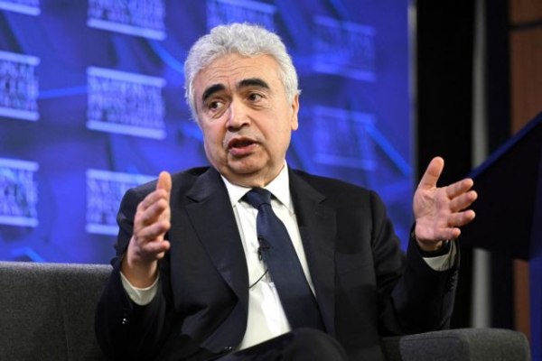 Μέση Ανατολή: Ο κόσμος είναι αντιμέτωπος με τη χειρότερη ενεργειακή κρίση εδώ και δεκαετίες, λέει ο Μπιρόλ